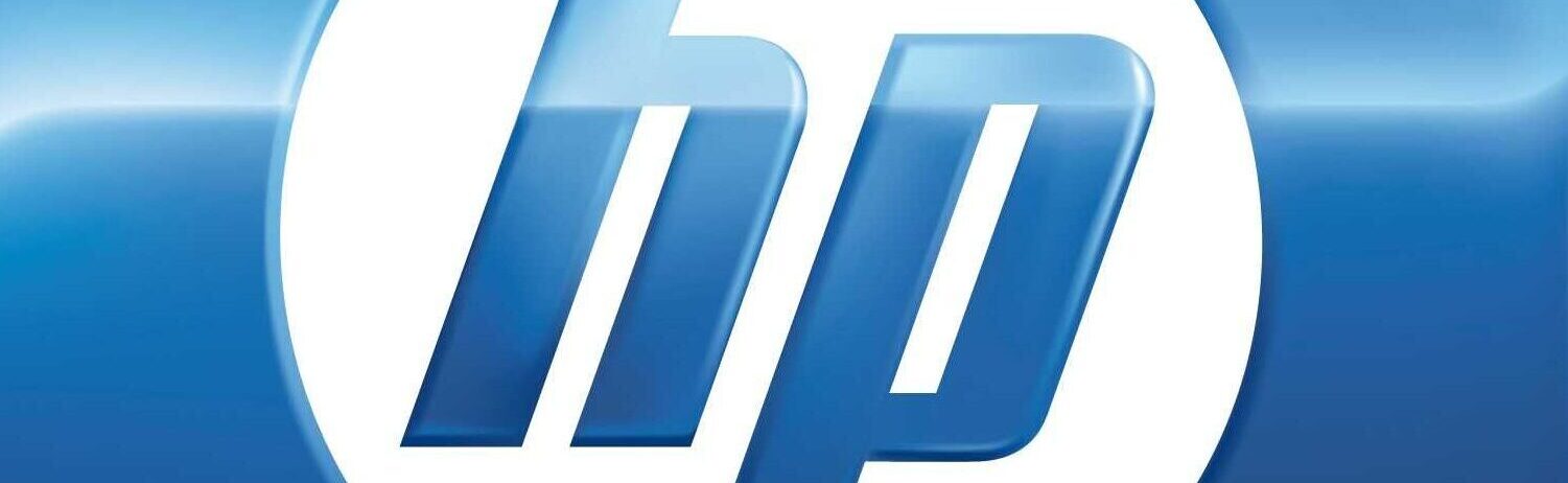 Logo HP las letras son azules y tiene una redonda blanca en el medio de fondo de las letras y el fondo de atrás de color azul